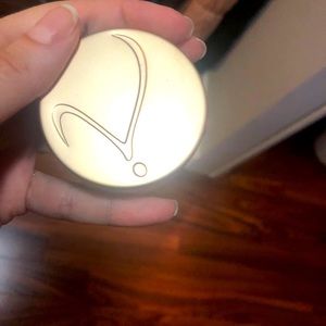 Jane Iredale Amazing base